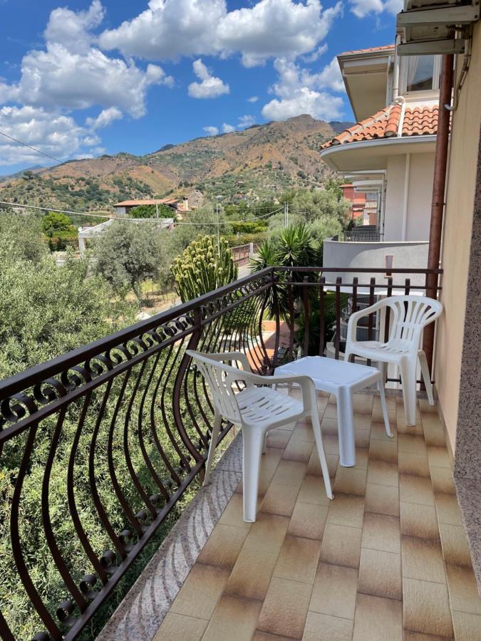 Pipa'S Suntrap Leilighet Taormina Eksteriør bilde